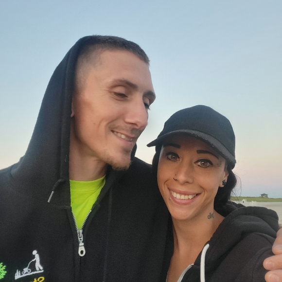 Meet your Posher, Aly - Picture 2 of 2